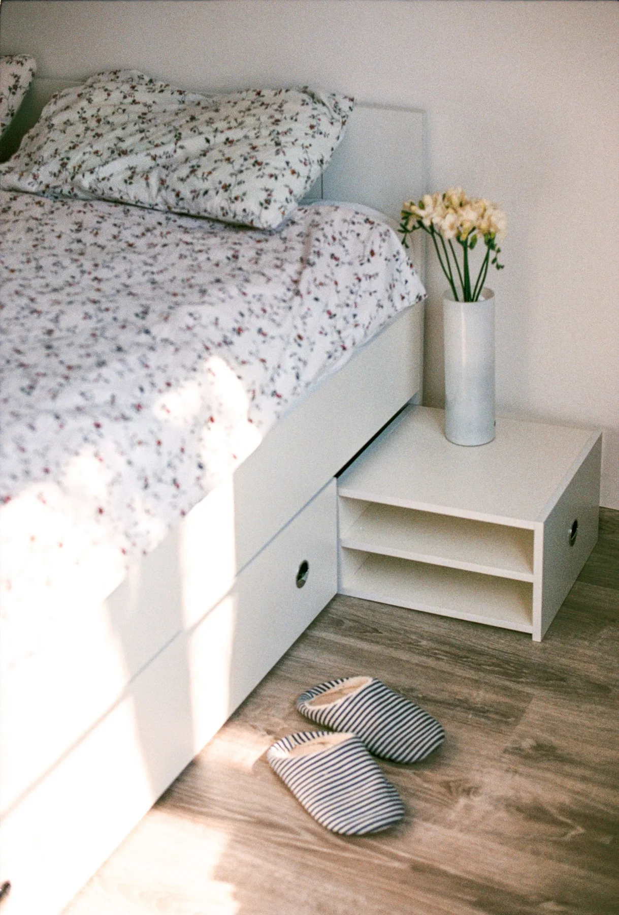 Wood-look plank flooring installed in a Fairland, Maryland townhome bedroom